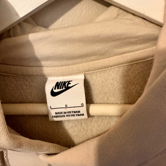 Nike Men's Tan Hoodie with White Logo - Picture 3 of 3
